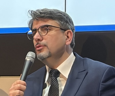 エミン・ユルマズさん